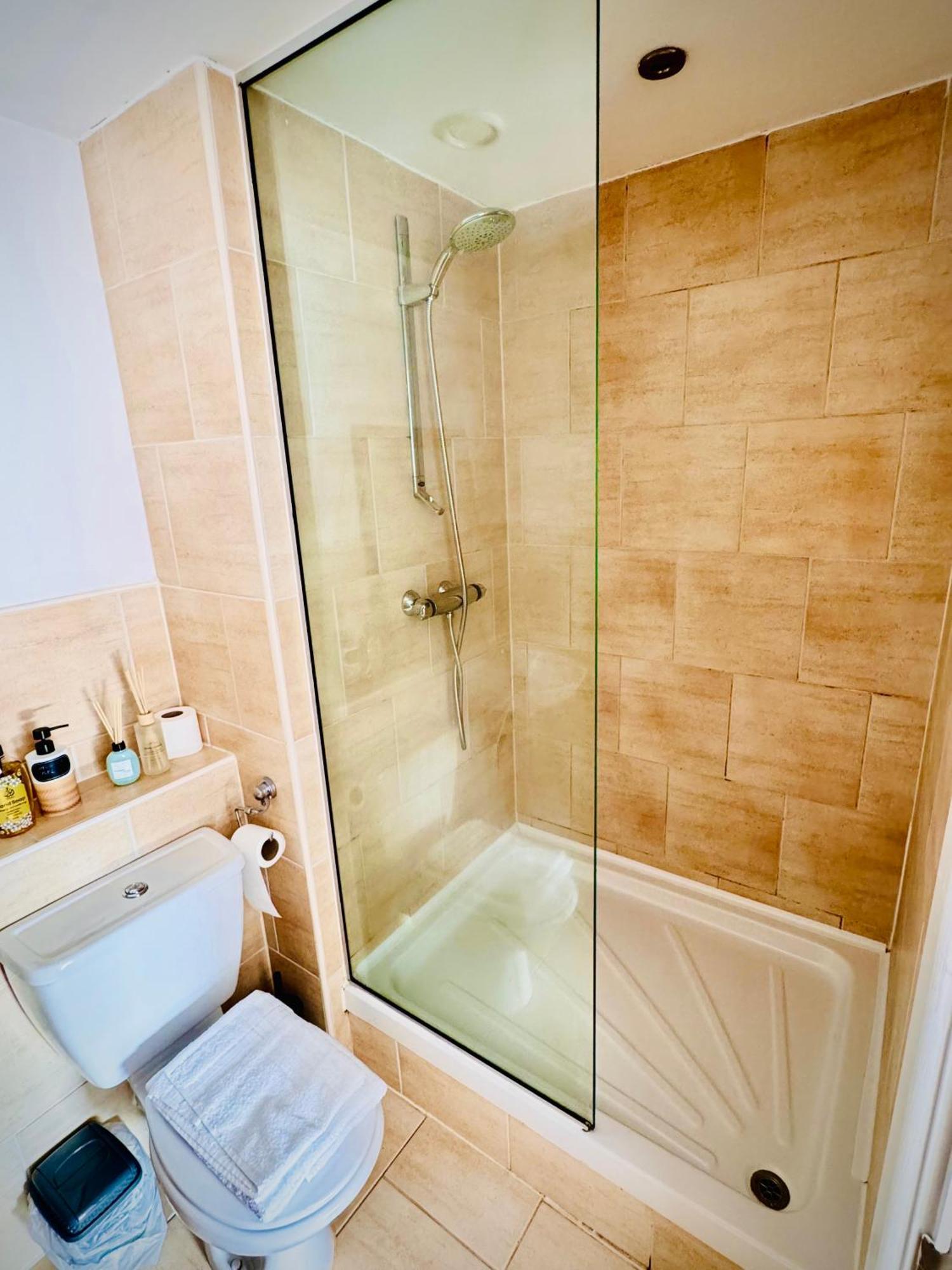 Claire Apartment Liverpool